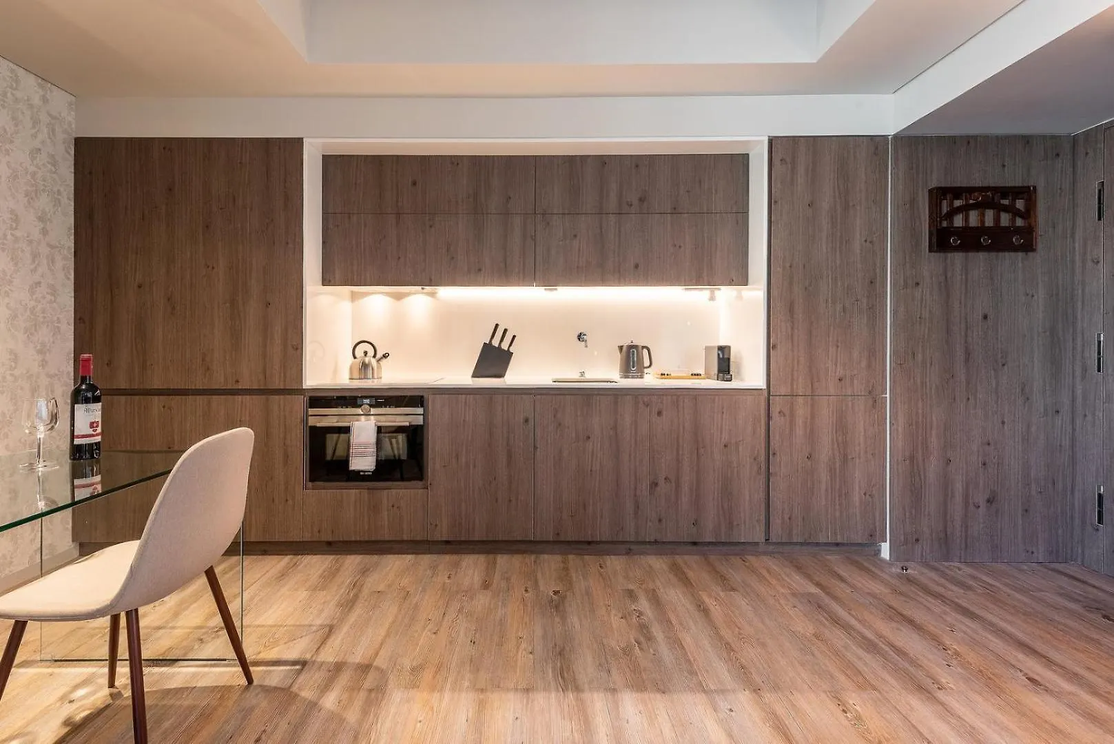 Guestready - Mid-Century Apartment Near Cais Do Sodre Lisbon