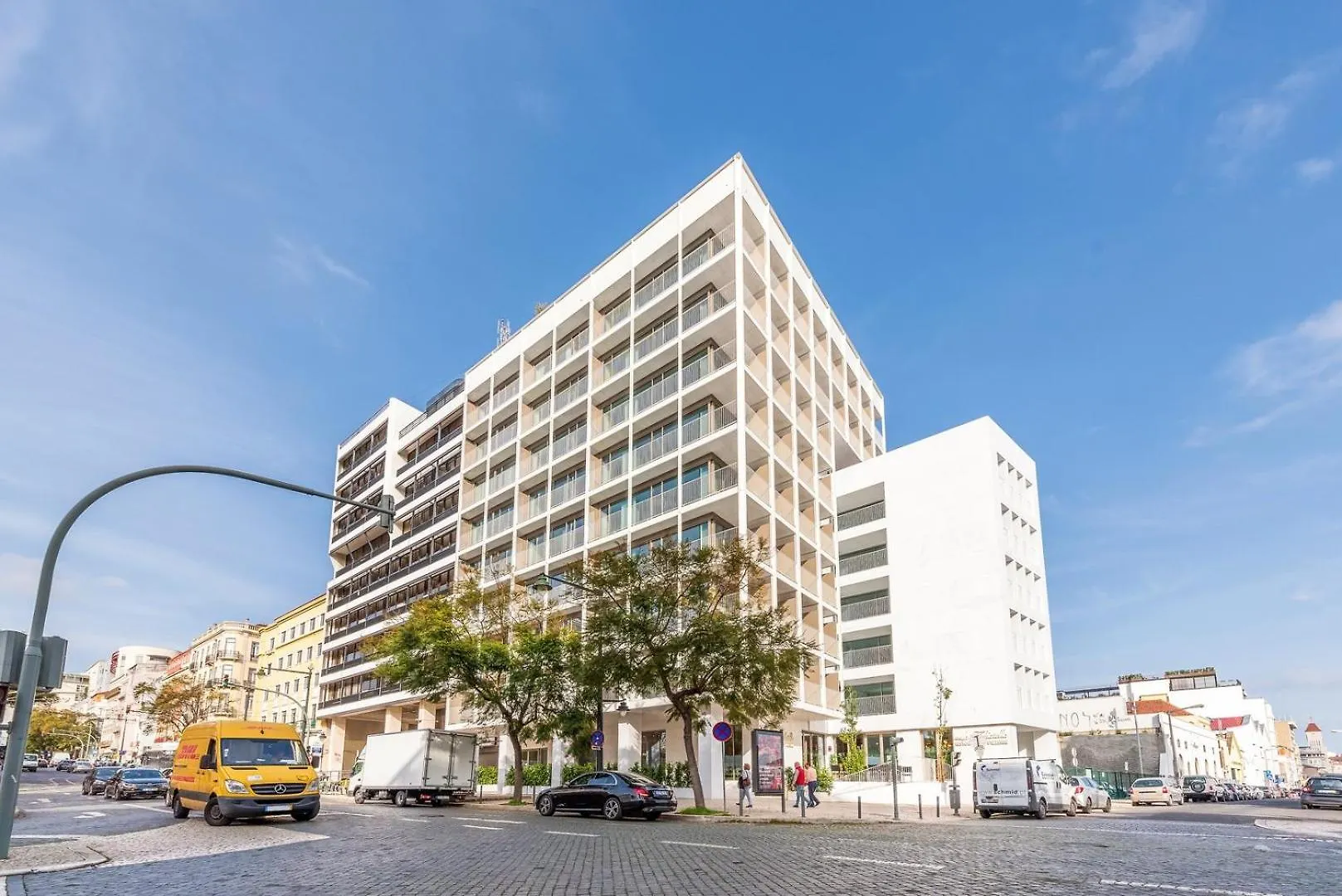 Guestready - Mid-Century Apartment Near Cais Do Sodre Lisbon