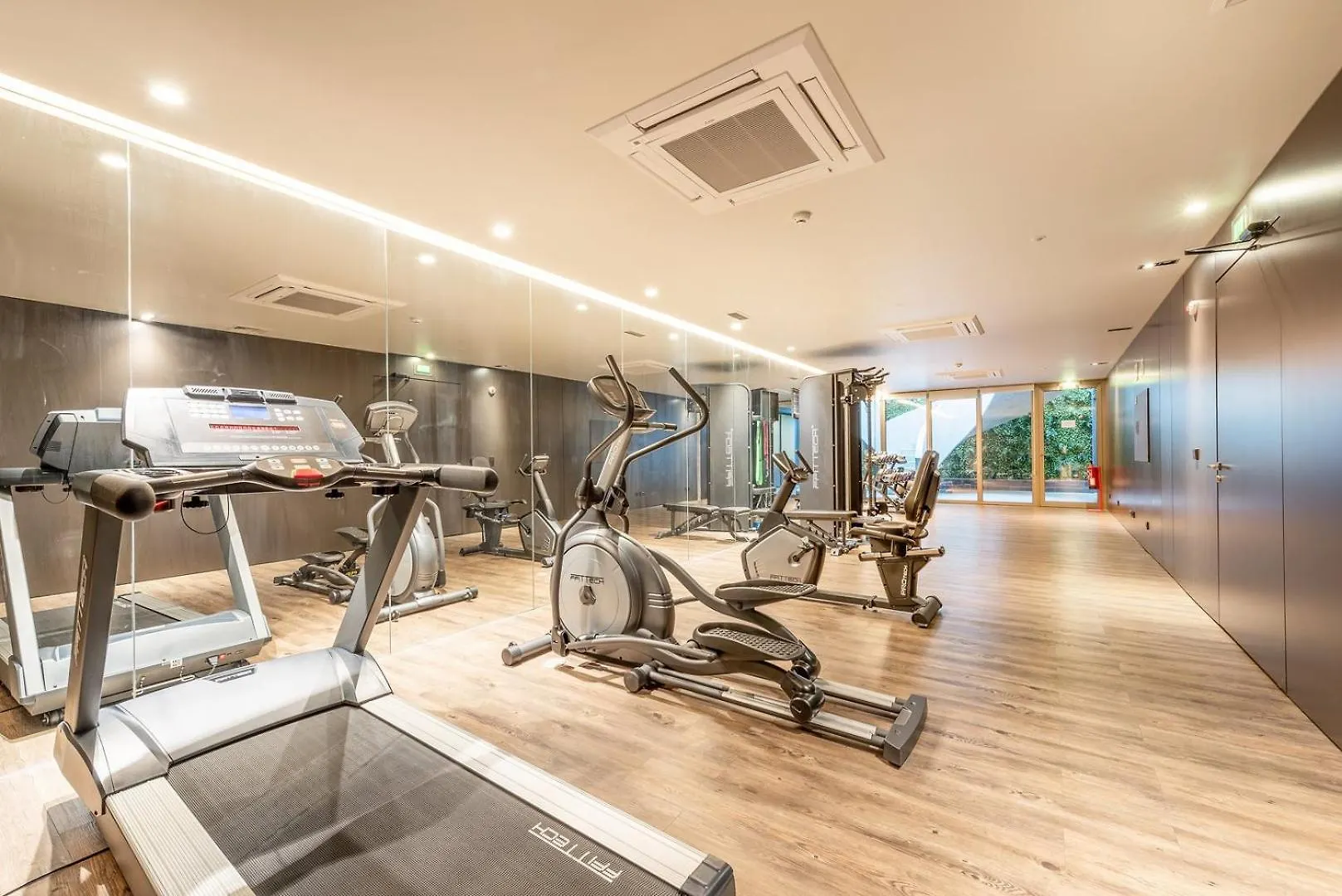 Guestready - Mid-Century Apartment Near Cais Do Sodre Lisbon 0*,
