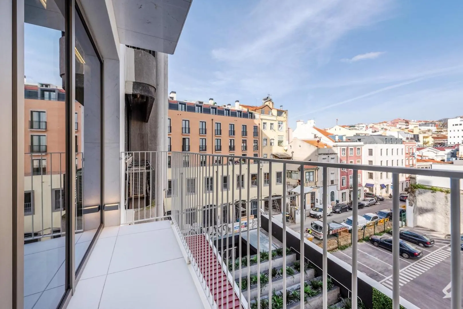 Guestready - Mid-Century Apartment Near Cais Do Sodre Lisbon